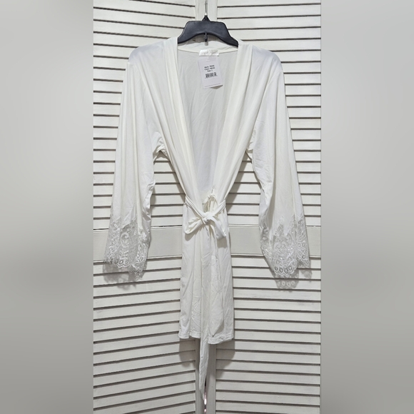 iCollection Arlene  Robe  Nwt Size Large - Picture 3 of 6